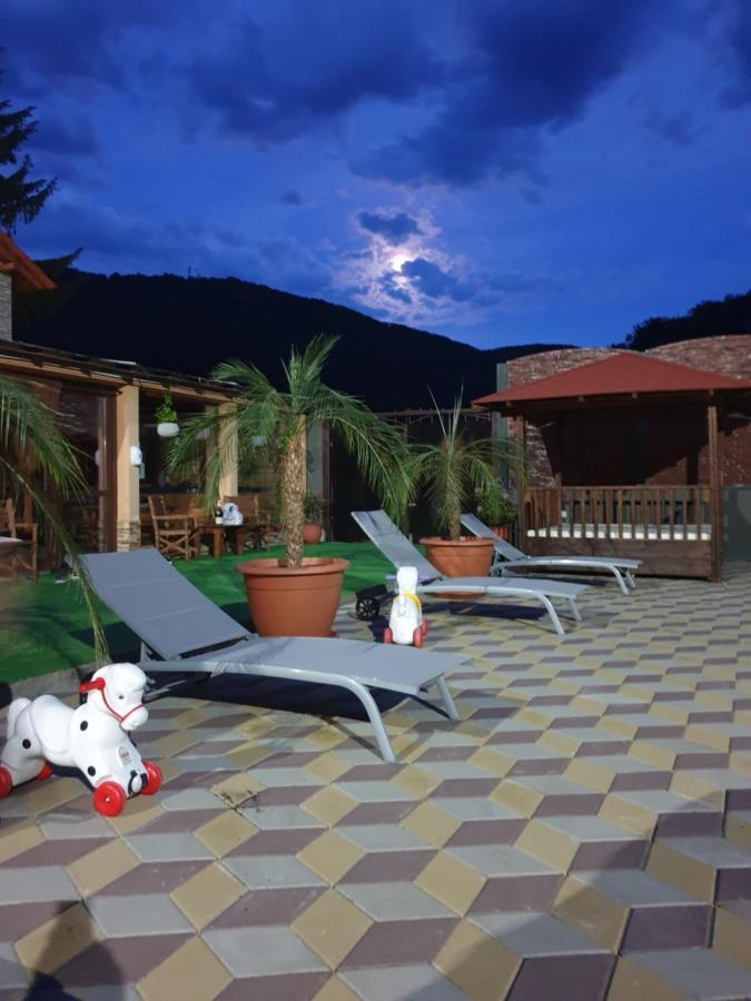 Casa Piri Hotel Anina Ngoại thất bức ảnh